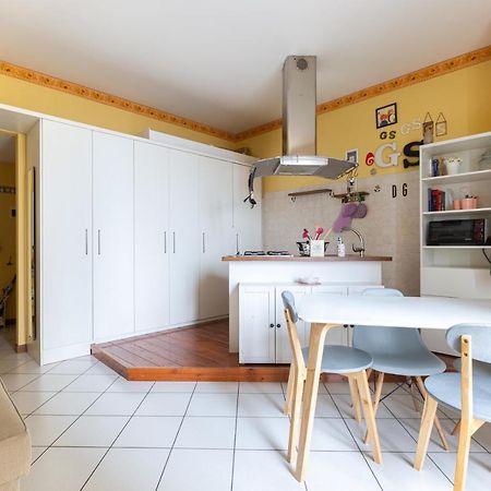 Ferienwohnung Bnbutler Torelli - Grazioso E Luminoso Bilocale Mailand Exterior foto